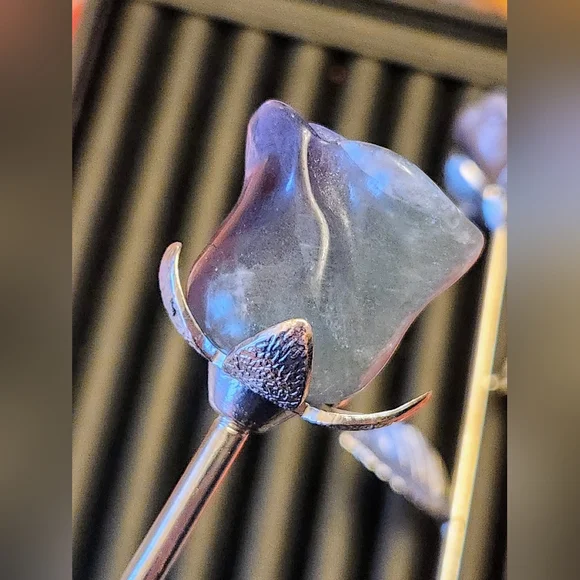 Genuine Crystal Rose, Valentines Rose - Picture 4 of 8